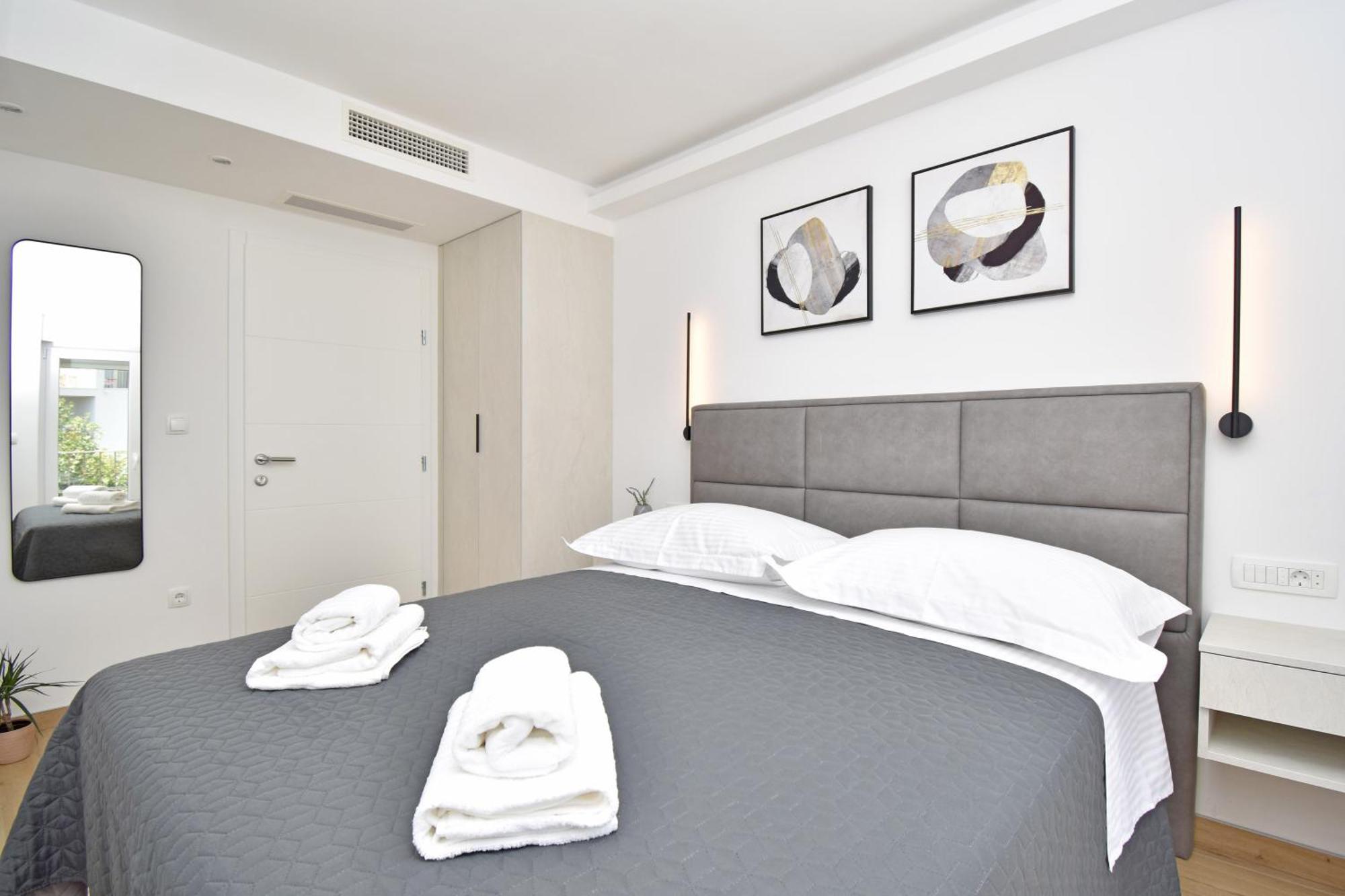 Luxury Apartments Luna Тучепи Экстерьер фото
