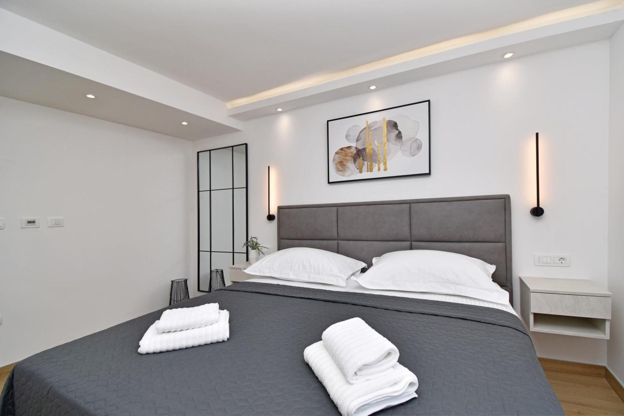 Luxury Apartments Luna Тучепи Экстерьер фото