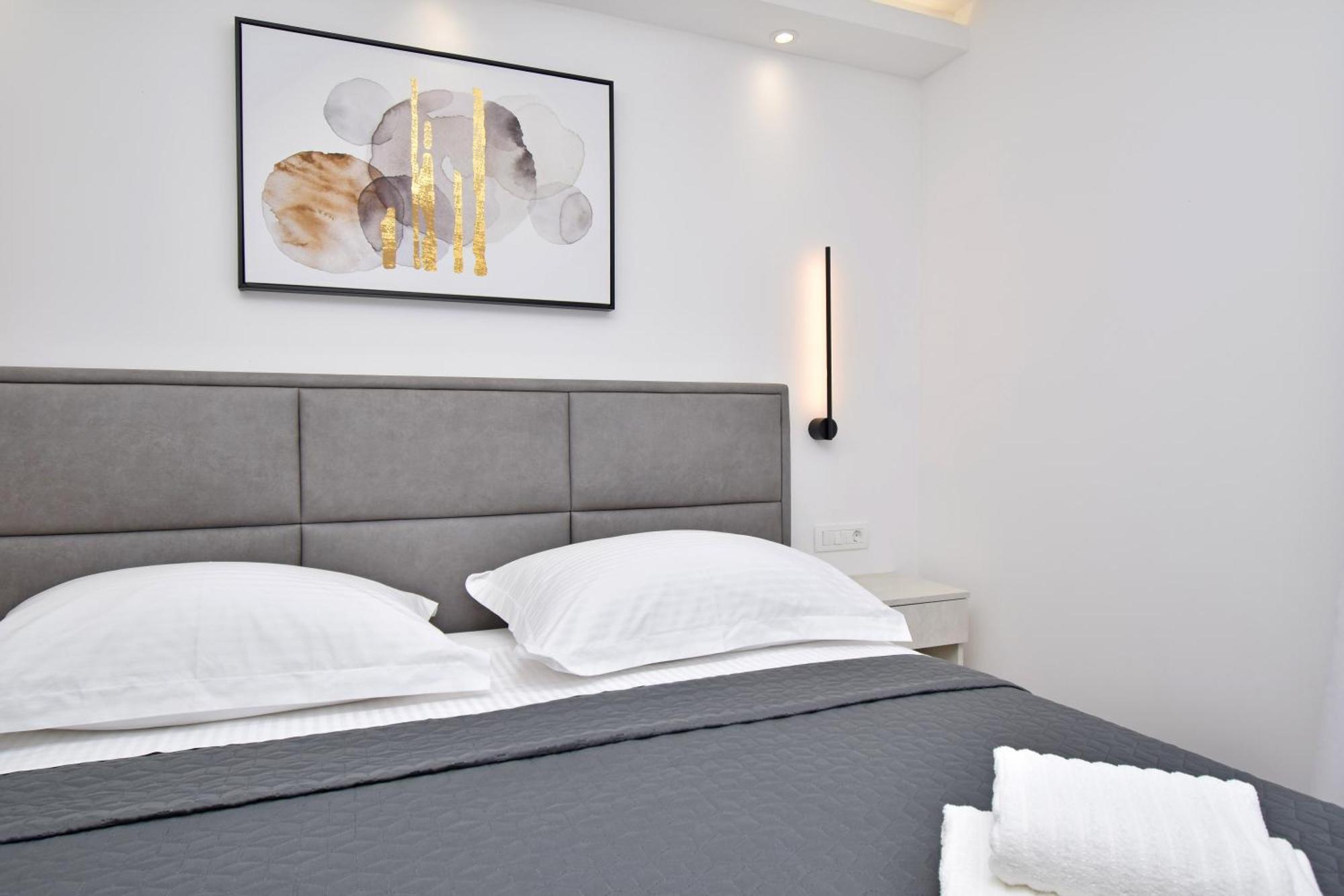 Luxury Apartments Luna Тучепи Экстерьер фото
