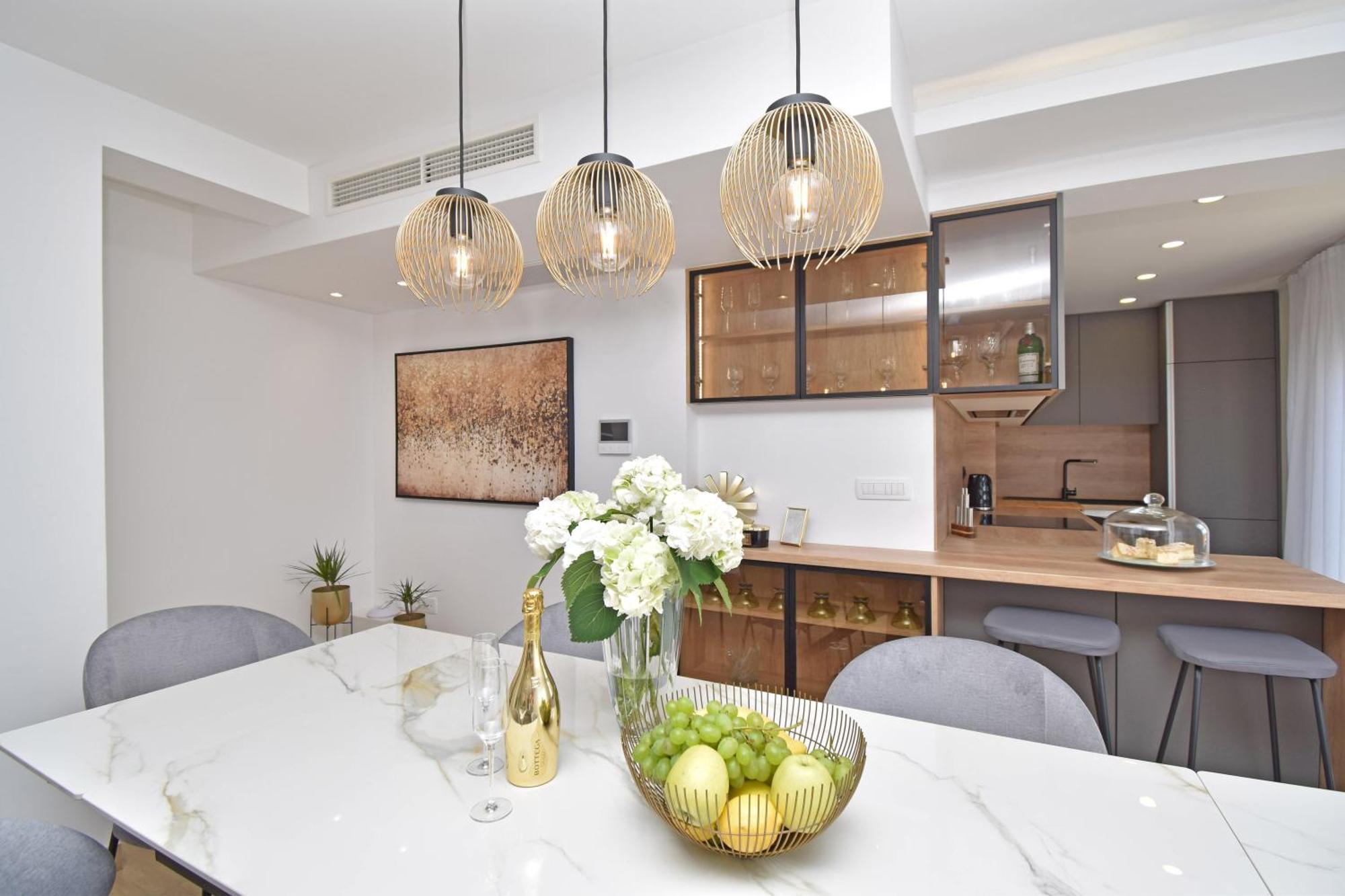 Luxury Apartments Luna Тучепи Экстерьер фото