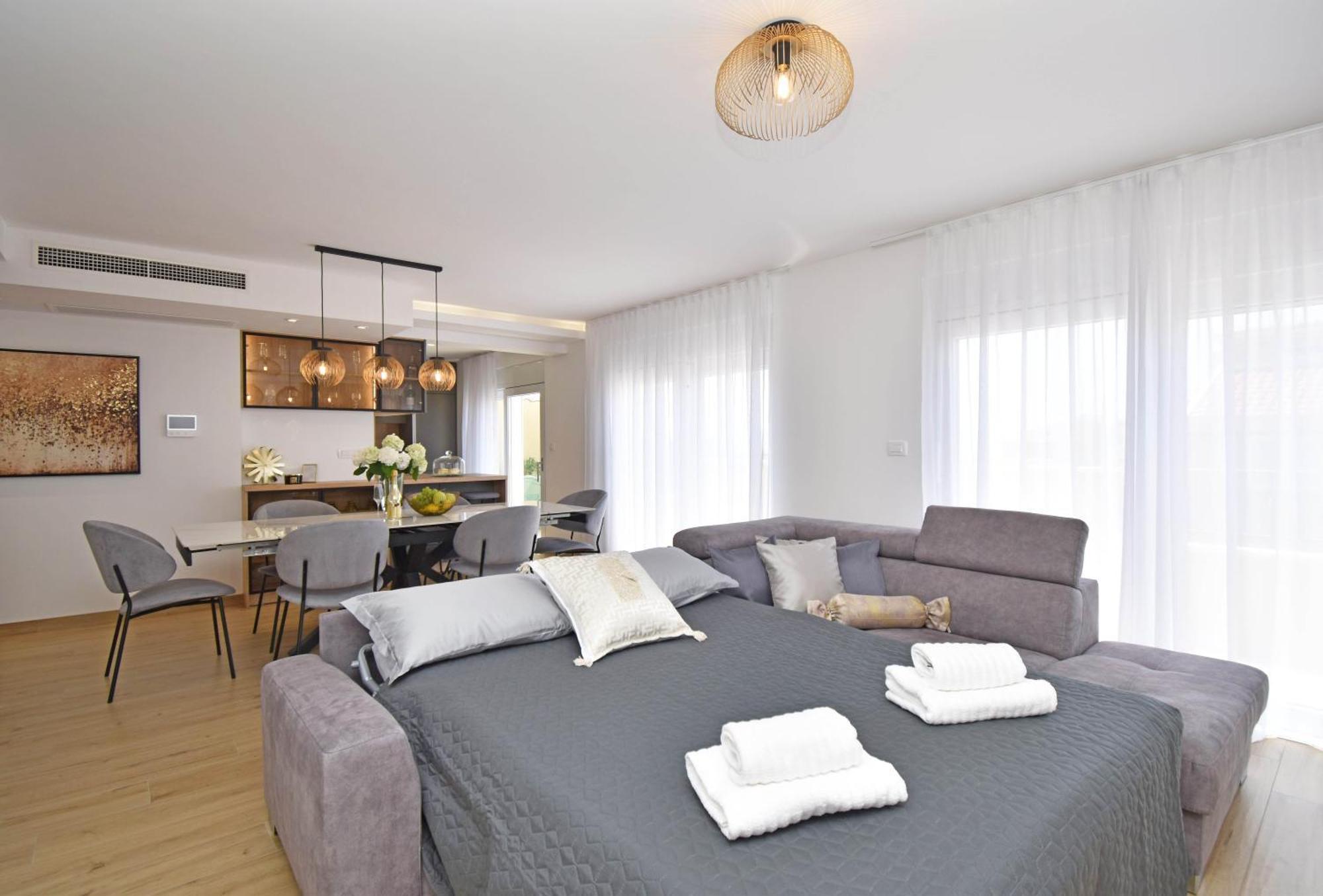 Luxury Apartments Luna Тучепи Экстерьер фото