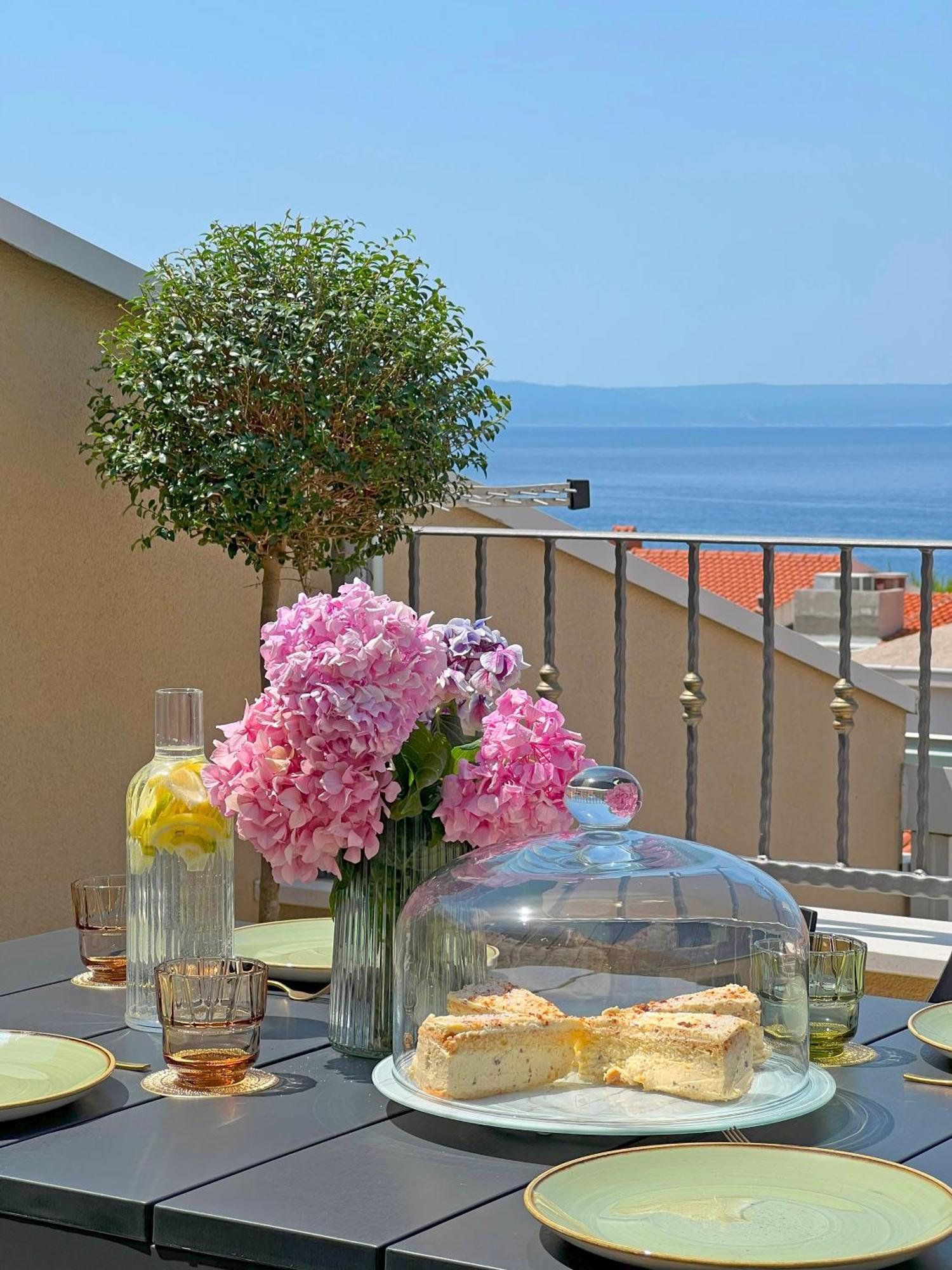 Luxury Apartments Luna Тучепи Экстерьер фото