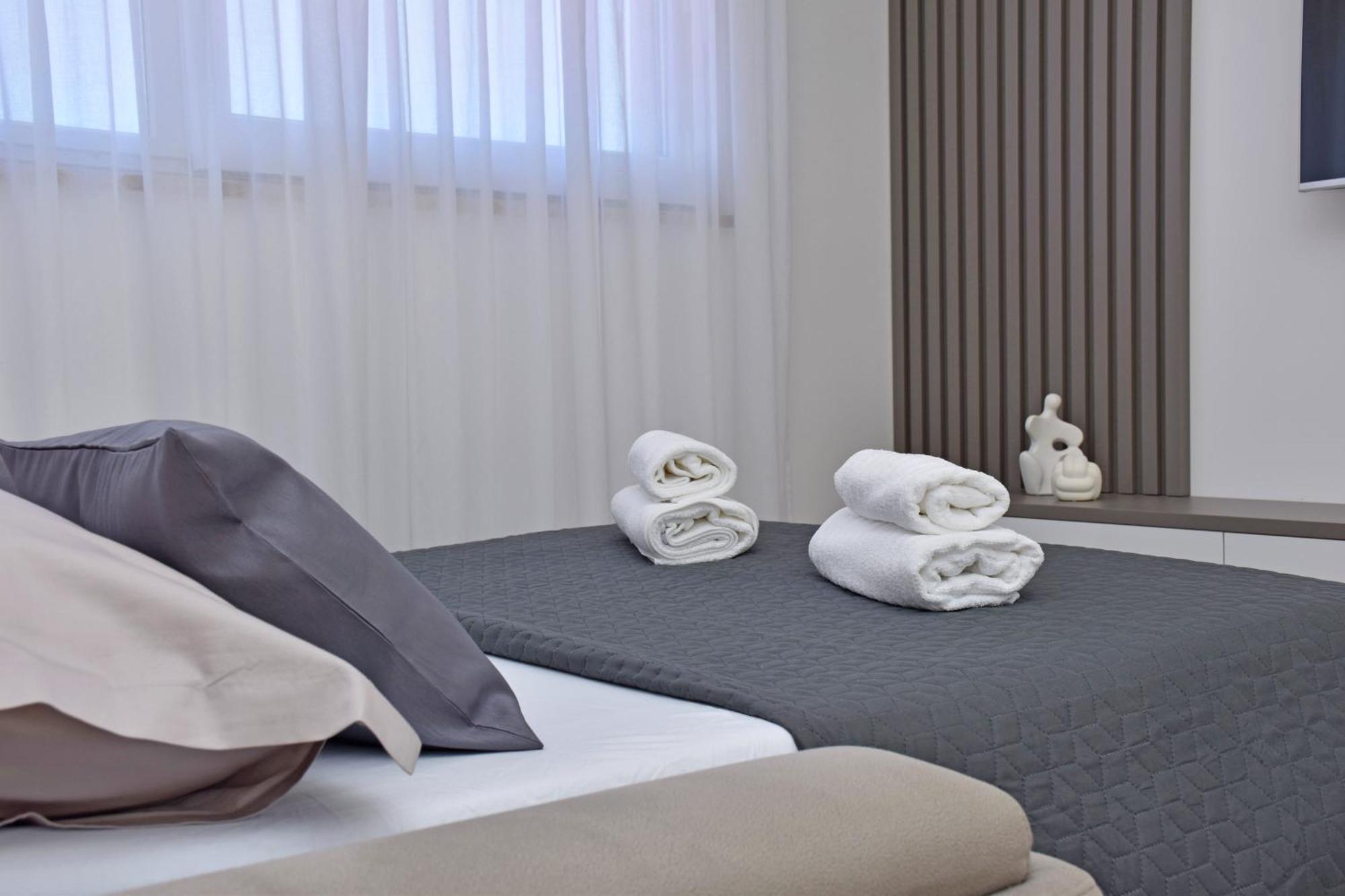 Luxury Apartments Luna Тучепи Экстерьер фото